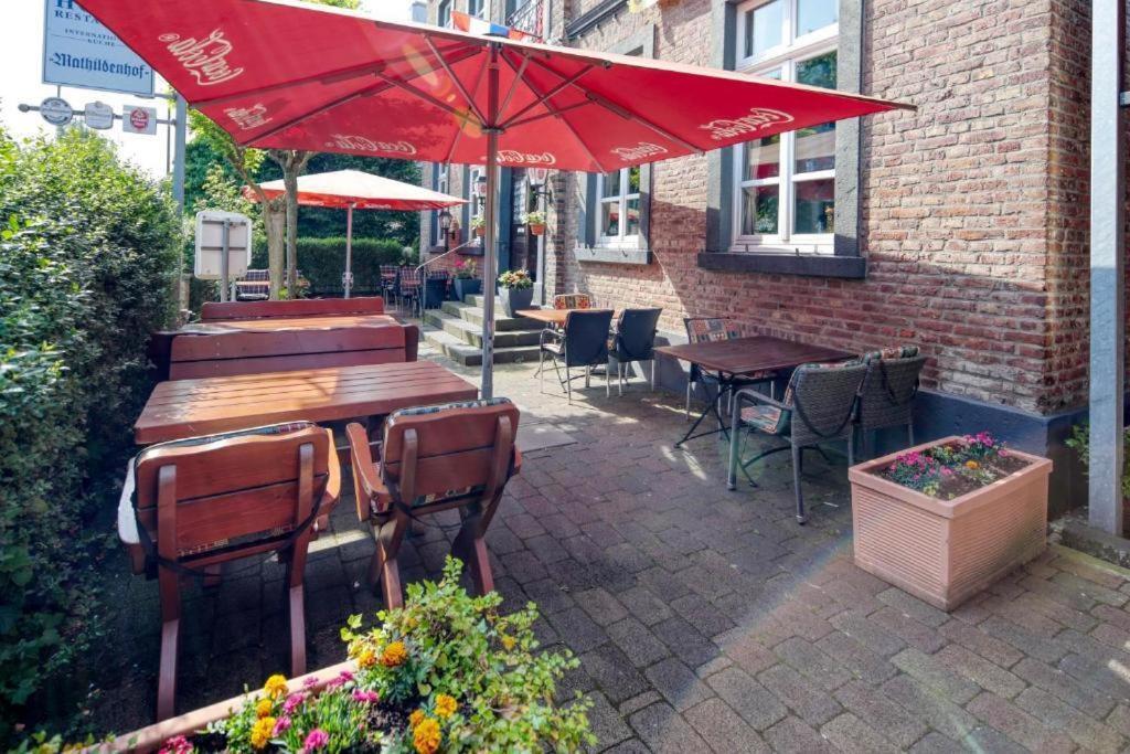 Hotel Restaurant Mathildenhof 普尔海姆 外观 照片